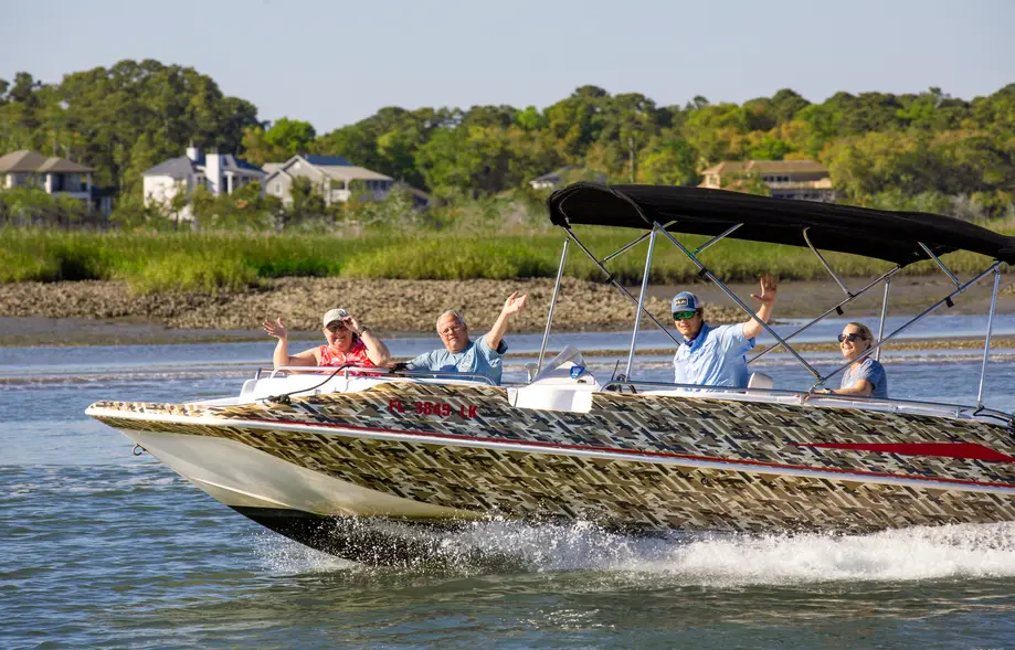 22' Hurricane Fun Deck