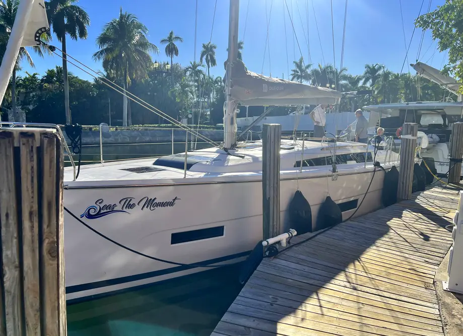 Morning Half Day Sail Trip On Seas the Moment