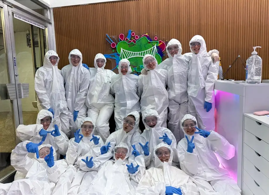 Glow in the Dark Splatter Party! - Deluxe