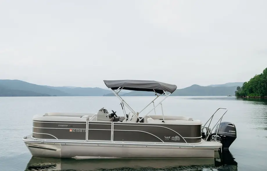 Daily Tritoon Rentals (150hp) -- Lake Jocassee / Devils Fork State Park